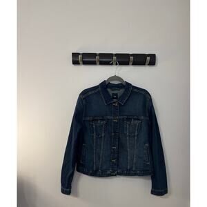 EUC Gap American classic cotton denim jacket, classic trucker style, size XL